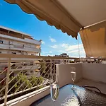 Allatini Sea View Apartament *